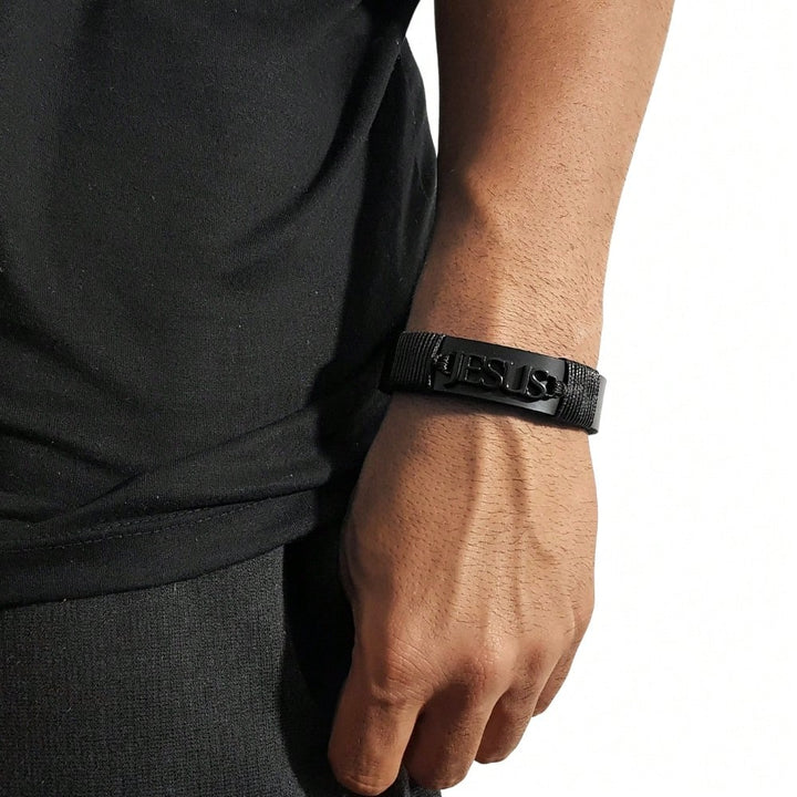 Pulseira Masculina em Couro Nome Jesus Ajustável