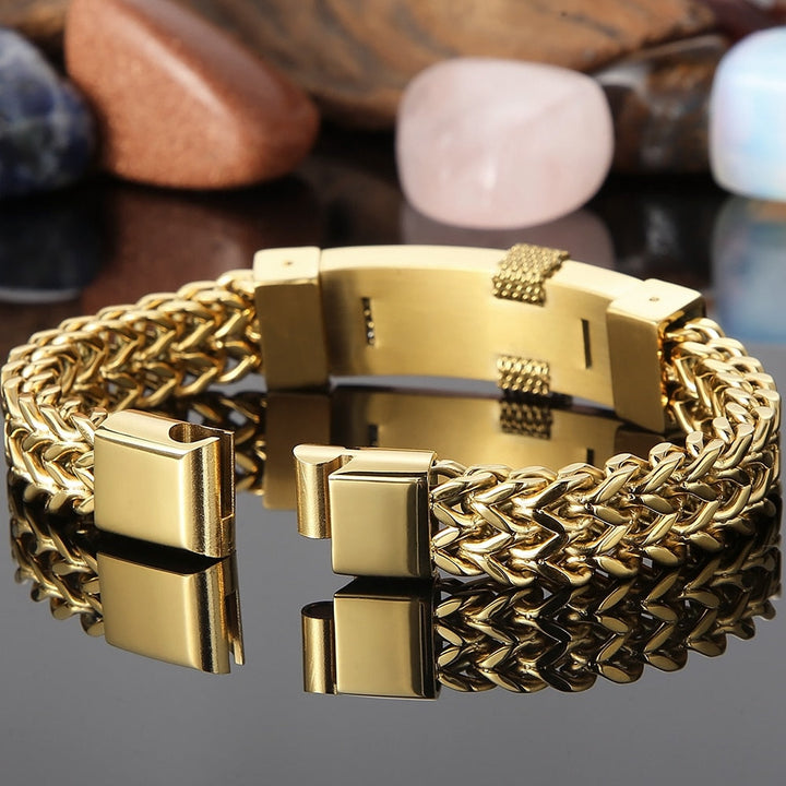 Pulseira Masculina com Cruz Dourada - Estilo e Fé