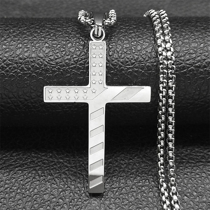 Colar Crucifixo Patriota Americano em Aço Inoxidável