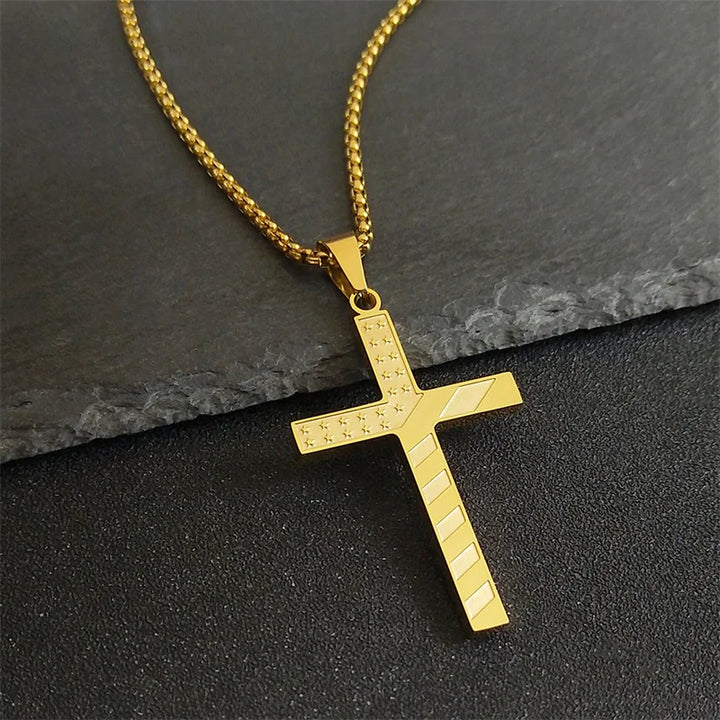 Colar Crucifixo Patriota Americano em Aço Inoxidável