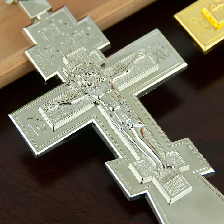 Colar com Pingente de Cruz Ortodoxa Banhado a Ouro