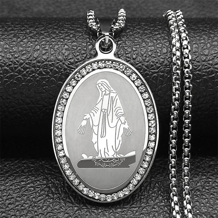 Colar Medalha Nossa Senhora das Graças Banhado a Ouro 18K Cravejado com Cristais de Zircônia